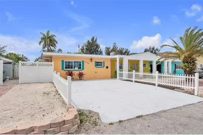 445 63rd Street, Holmes Beach, FL 34217 - Photo 3