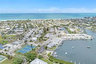 445 63rd St, Holmes Beach, FL 34217 - Photo 43