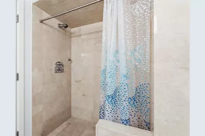 2425 Gulf Of Mexico Drive #8C, Longboat Key, FL 34228 - Photo 49