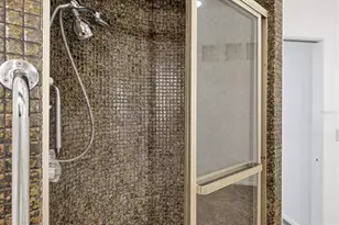 2605 Desoto Rd, Sarasota, FL 34234 - Photo 39