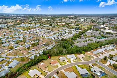 1807 New Bedford Drive, Sun City Center, FL 33573 - Photo 9