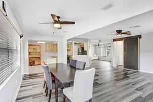 1807 New Bedford Dr, Sun City Center, FL 33573 - Photo 25