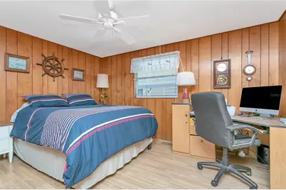 3208 Oakwood Boulevard S, Sarasota, FL 34237 - Photo 7