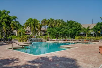 10263 Gandy Boulevard N #2106, Saint Petersburg, FL 33702 - Photo 37