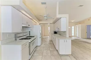 4916 32nd Ave Dr W, Bradenton, FL 34209 - Photo 13