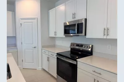 8152 Saint Kitts Circle, Englewood, FL 34224 - Photo 7