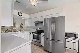 2906 64th St W, Bradenton, FL 34209 - Photo 11