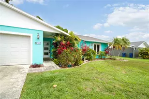 907 69th St NW, Bradenton, FL 34209 - Photo 1