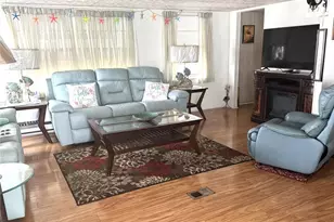 254 Southwinds Dr, Sarasota, FL 34231 - Photo 5