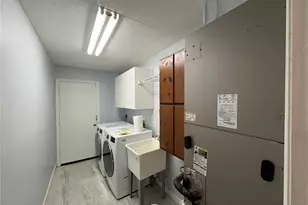 6522 Samoa Dr, Sarasota, FL 34241 - Photo 13