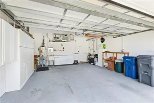 8120 Victoria Falls Cir, Sarasota, FL 34243 - Photo 35