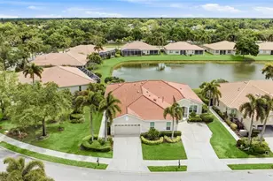 8120 Victoria Falls Cir, Sarasota, FL 34243 - Photo 5