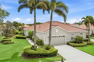 8120 Victoria Falls Cir, Sarasota, FL 34243 - Photo 3