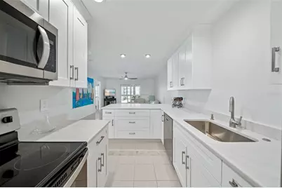 200 The Esplanade N #C14, Venice, FL 34285 - Photo 9