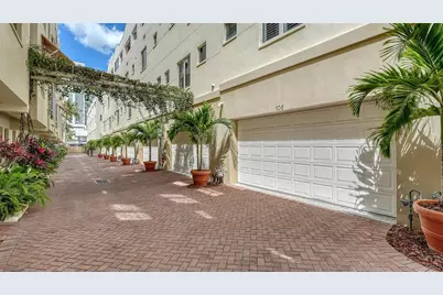 235 Cocoanut Avenue #106-B, Sarasota, FL 34236 - Photo 47