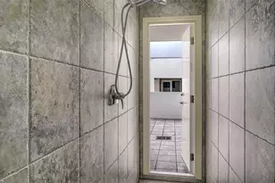 235 Cocoanut Ave, Sarasota, FL 34236 - Photo 33