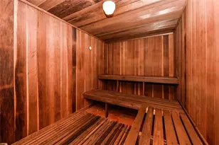 2650 Coconut Bay Ln Ln, Sarasota, FL 34237 - Photo 17