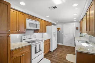 7804 54th Ct E, Palmetto, FL 34221 - Photo 13