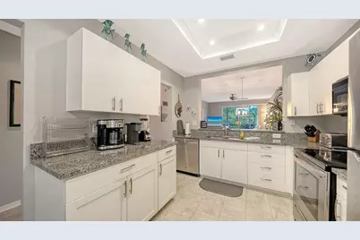 9630 Club South Circle #6202, Sarasota, FL 34238 - Photo 7