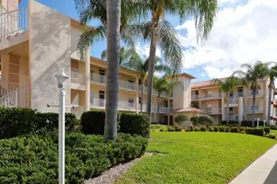 9630 Club S Cir, Sarasota, FL 34238 - Photo 1