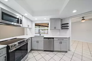 6416 Samoa Dr, Sarasota, FL 34241 - Photo 7