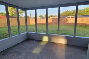 5308 6th St E, Bradenton, FL 34203 - Photo 11