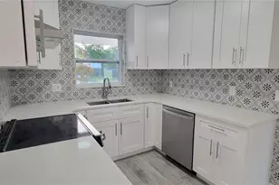 5308 6th St E, Bradenton, FL 34203 - Photo 3