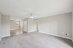 2727 75th St W, Bradenton, FL 34209 - Photo 7