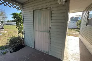 3037 88th St Cir E, Palmetto, FL 34221 - Photo 11