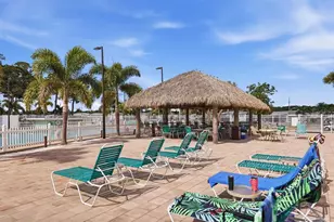 5236 Kenwood Ave, Sarasota, FL 34234 - Photo 37