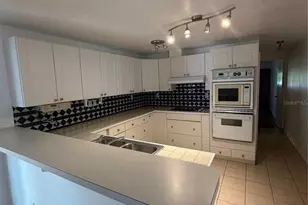 5236 Kenwood Ave, Sarasota, FL 34234 - Photo 5