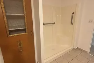 5236 Kenwood Ave, Sarasota, FL 34234 - Photo 15