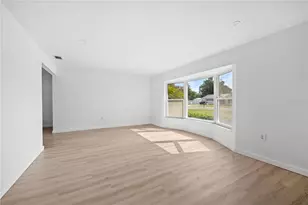 1404 64th St NW, Bradenton, FL 34209 - Photo 7