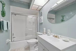 101 Whispering Sands Dr, Sarasota, FL 34242 - Photo 35