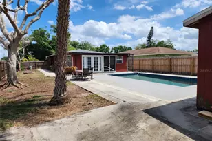 3050 8th St, Sarasota, FL 34237 - Photo 23