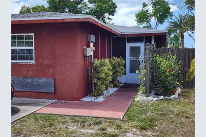 3050 8th Street, Sarasota, FL 34237 - Photo 3