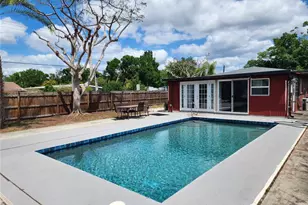 3050 8th St, Sarasota, FL 34237 - Photo 21