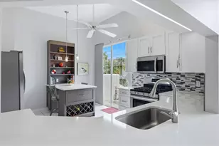 7731 Whitebridge Glen, University Park, FL 34201 - Photo 13