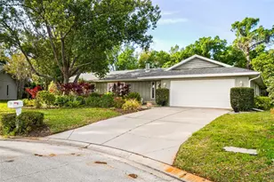 5102 Estates Cir, Sarasota, FL 34243 - Photo 5