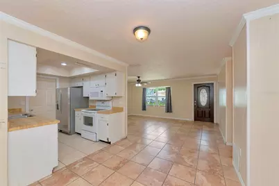 2529 Golden Poinciana Place, Sarasota, FL 34232 - Photo 7