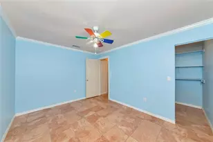 2529 Golden Poinciana Pl, Sarasota, FL 34232 - Photo 11