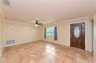 2529 Golden Poinciana Pl, Sarasota, FL 34232 - Photo 13