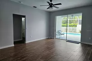 12303 Tall Pines Way, Lakewood Ranch, FL 34202 - Photo 7