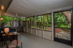 1631 Bonita Ln, Sarasota, FL 34239 - Photo 11