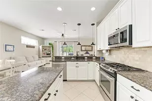 6123 Blue Runner Ct, Lakewood Ranch, FL 34202 - Photo 19