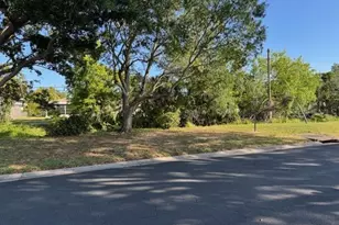 3252 Westford Ln, Sarasota, FL 34231 - Photo 75