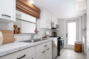 3252 Westford Ln, Sarasota, FL 34231 - Photo 27
