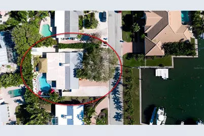 504 69th Street, Holmes Beach, FL 34217 - Photo 3