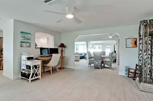 504 69th St, Holmes Beach, FL 34217 - Photo 11