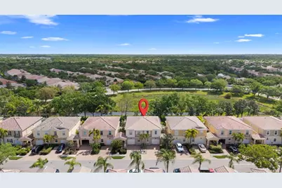 7668 Bergamo Avenue, Sarasota, FL 34238 - Photo 37